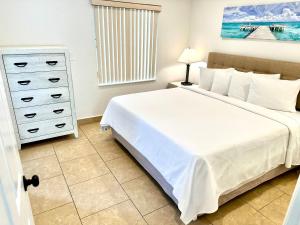 Surf Side Resort