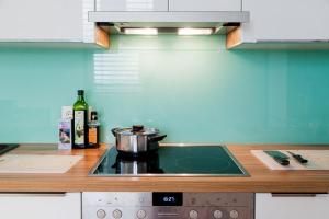 Spacious LIving at Park - LONG TERM RENT available