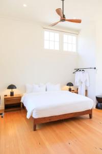 The Historic Schoolhouse Inn