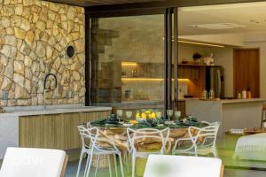 Casa de Luxo em Condomínio em Milagres by Qavi