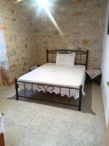 Πετροχτιστο Ρηνιω