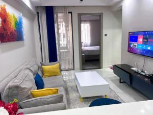 Casa Misa Kilimani by Carol