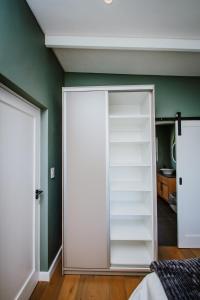 Mountain-View Stay, Aircon, WiFi, Parking