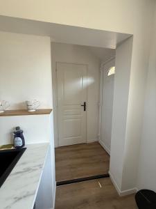 Fully equipped one-bedroom apartment, unpack your bags