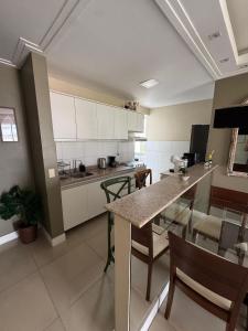 Ap 2 Qtos Piscina Garagem Máq Lavar Cozinha Comp.