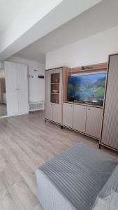 Studio Satina Residence with Private Parking & Self Check-In