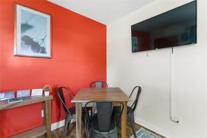 12th Ave The Bricks - Unit 1