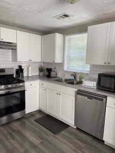 47th Place Forest Park