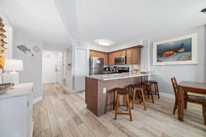 Gulf Shores Plantation Palms 6404