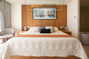 SH Mio 204-A by Del Mar