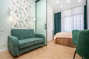 Black Sea Tower Apart 32