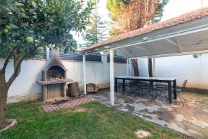 4BRAC Pool BBQ Garden on Bagdat Ave Kirkpinar