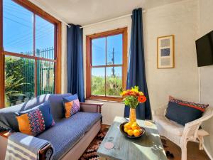 Sunny Kalk Bay Garden Cottage Walk to Harbour