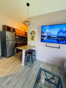 Paradise stay beach walk and dinning