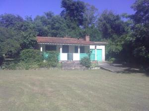 Casa De Temporada A 4 Cuadras De La Playa, Con Parque Y Parrillero, A 10 Min De Piriápolis