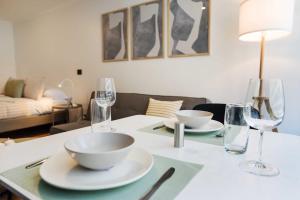 Chic Studio Retreat For 3 In Vibrant Las Condes