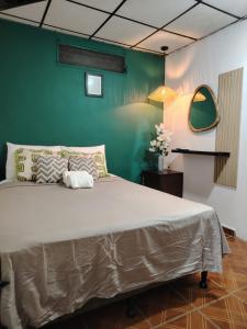 Sunshine Room Surf City El Tunco