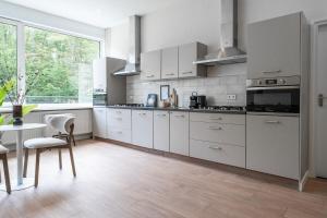 Nature Lodge Tilburg, 16 beds