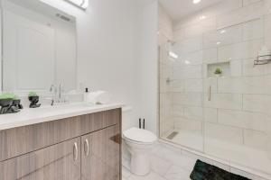 Twin Metroview Apartments I King Bed I FreeParking