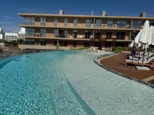 Quarteira Horizon Sea