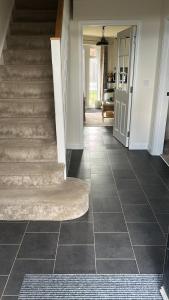 Comfortable 5-Guests Abode - In Quiet Village