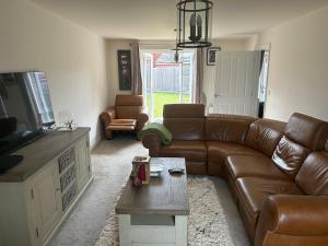 Comfortable 5-Guests Abode - In Quiet Village