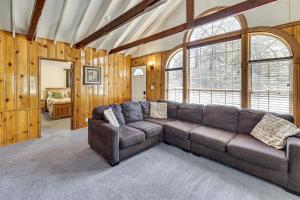 Swim, Ski and Explore Cabin in Green Valley Lake!