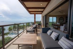Luxury Beachfront 4BR Apartment in Isla Mujeres