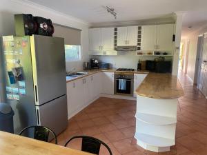 6 Wrights Close, Mallacoota