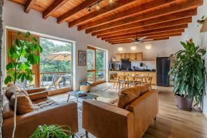 Casa Aluna - Oasis in Mountain - Premium 3 bedroom Villa in Tepoztlán with WiFi