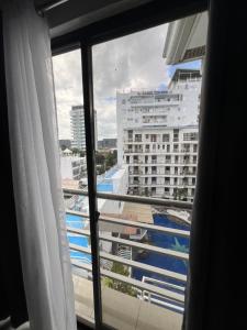 Grosvenor Square Kandi near walking street