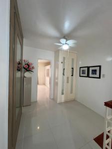 Grosvenor Square Kandi near walking street