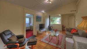 The Bank Guesthouse Glen Innes