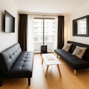 Steps from the subway and Free Parking