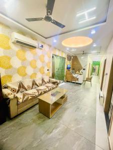Hasrat Residency