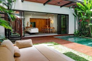 NEW Luxe BEACH villa I Soundproof windows I 9 meters pool I KIDS stay free