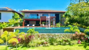 Mansão 6 Suítes Próximo da Praia em Praia do Forte