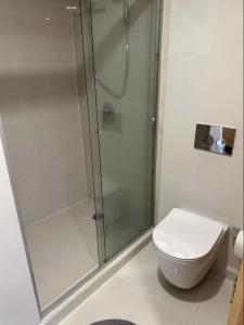 Vibrant Retreat 2BR and Studio