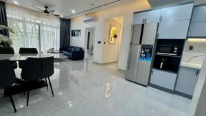 Phu My Hung - Nguyen Luong Bang Central Apartment