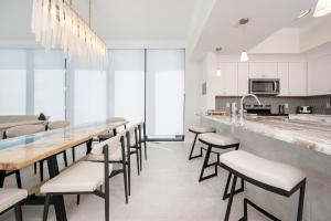 Phoenix Gulf Shores II 701 condo