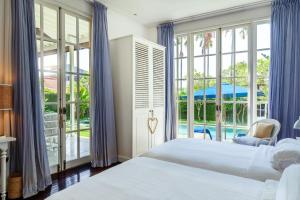 Villa The Beach Canggu by BaliSuperHost