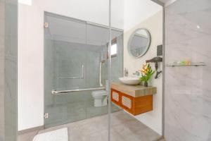 Nadia Villa Unwatuna