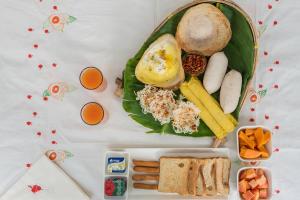 Nadia Villa Unwatuna