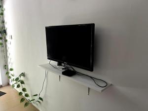 Central 1BR Apartment Near Cathedral