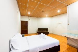 XX At Gate Suvarnabhumi Airport - แอท เกท สุวรรณภูมิ