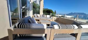 2WhiteWaters Bloubergstrand Homestay