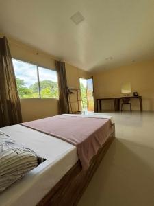 Summer Breeze Tourist Inn