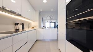 SUNSET SAILORS butterfly lounge