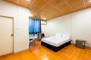 At Gate Suvarnabhumi Airport