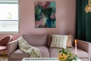 Arctic Ruby City Suite